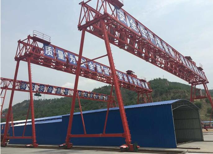 在什么地方選擇什么樣的起重機？下面我來給大家講解一下