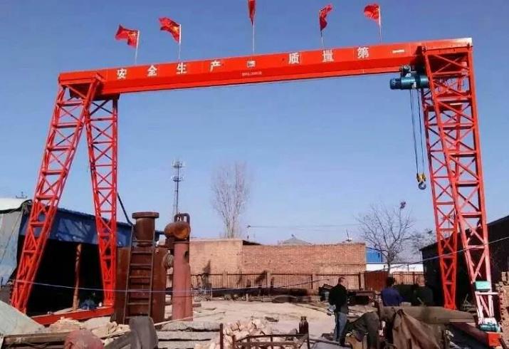 MHGY10噸上包下花葫蘆龍門軌道有安裝標(biāo)準(zhǔn)嗎？都有幾種方法？