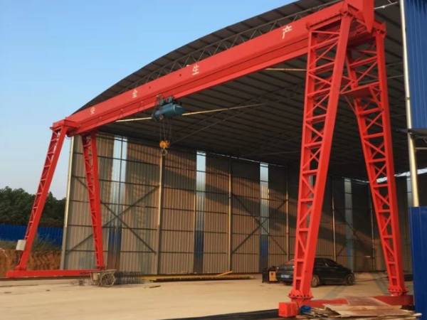 龍門吊保持視野清晰對避免盲區(qū)至關重要，你了解如何做到嗎？